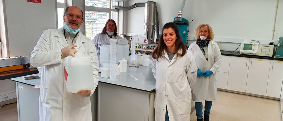 Faculdade de Farmácia da Universidade de Lisboa preparou desinfetante para combater COVID-19 e prepara Desinfetante para o Hospital de Campanha